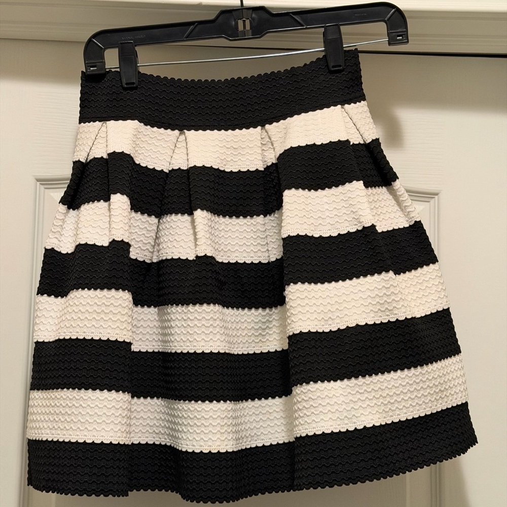Express Black and White Textured Skater Skirt